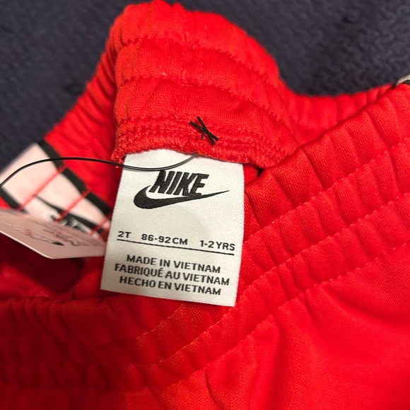 Nike Toddler Logo Taping Tracksuit - Picture 12 of 13
